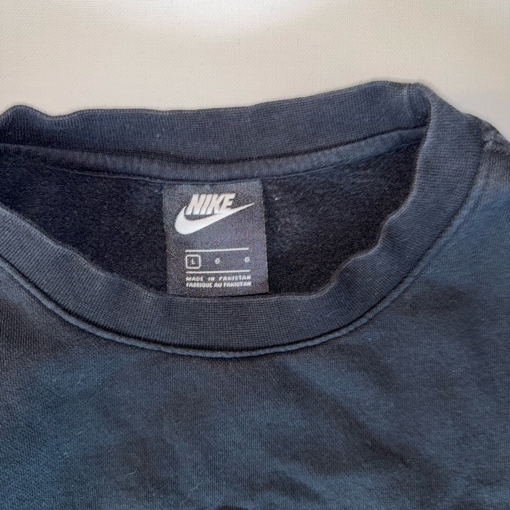 Nike Men’s Large Just Do It Crew Neck Sweatshirt Black - Picture 3 of 6